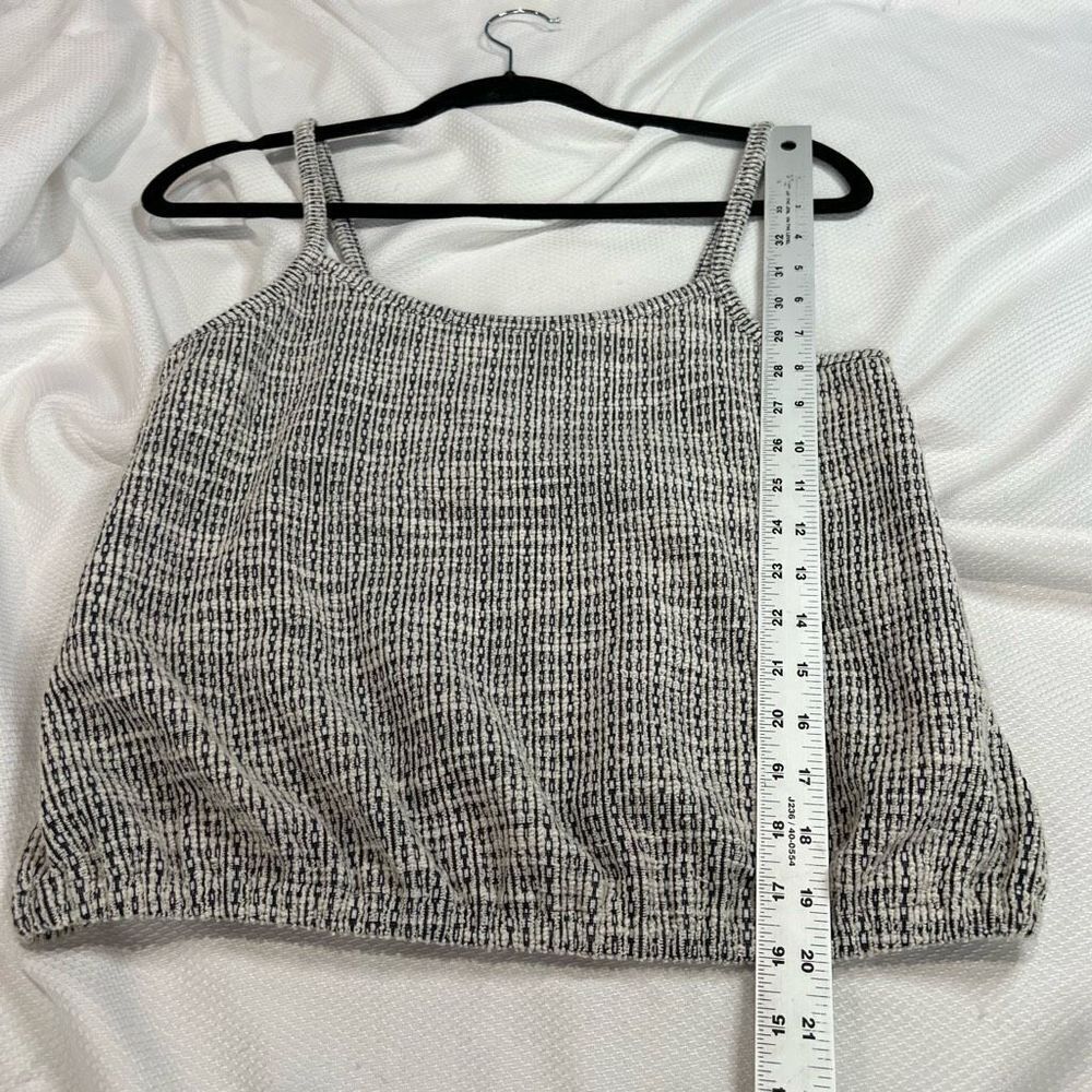 Loft Black White Ikat Boucle Bubble Hem Cami - Picture 4 of 7